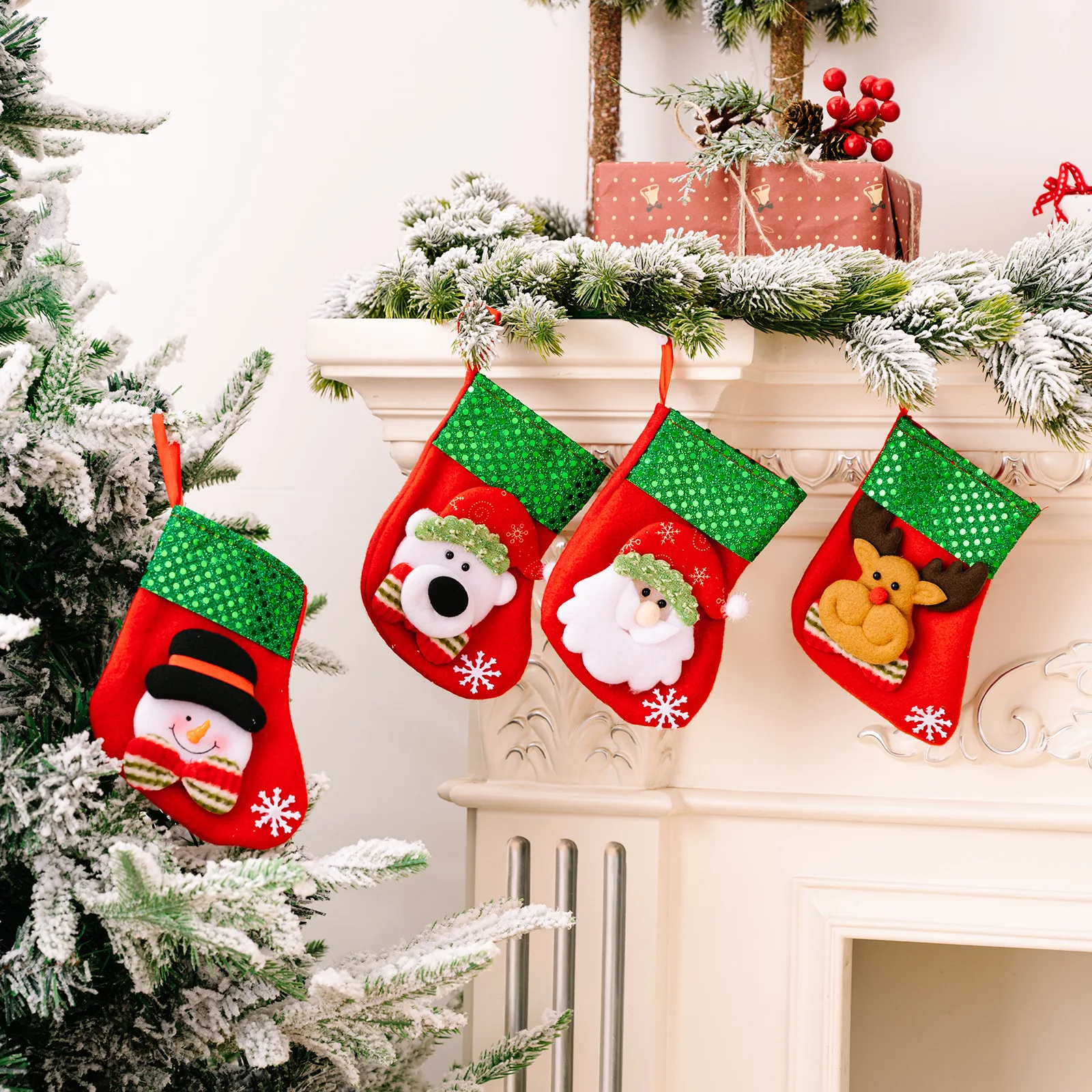 Calcetín navideño, regalo de N - Christmas Stocking Hanging reseña y precio